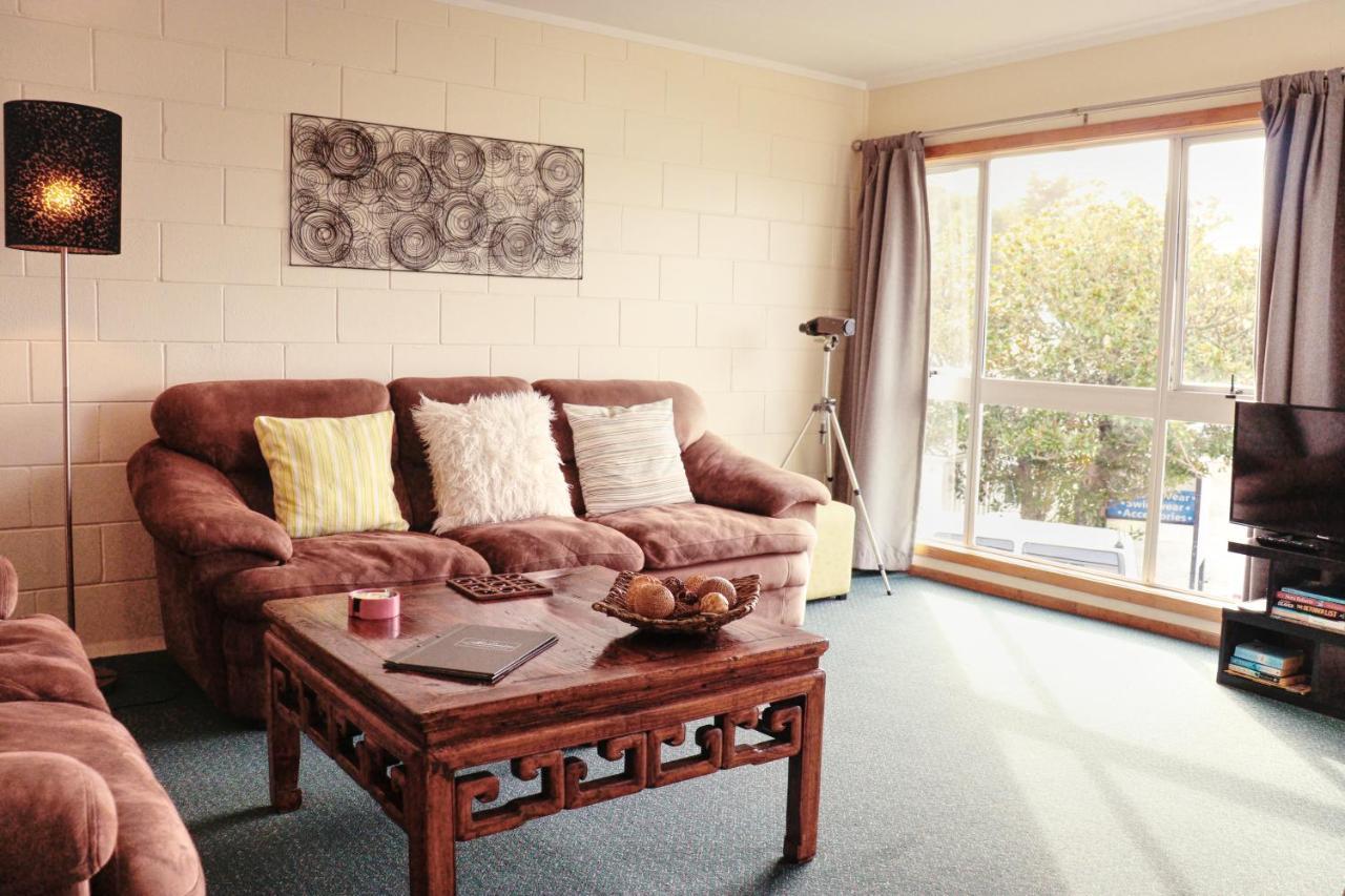 Al Louise Accommodation Mangonui Esterno foto